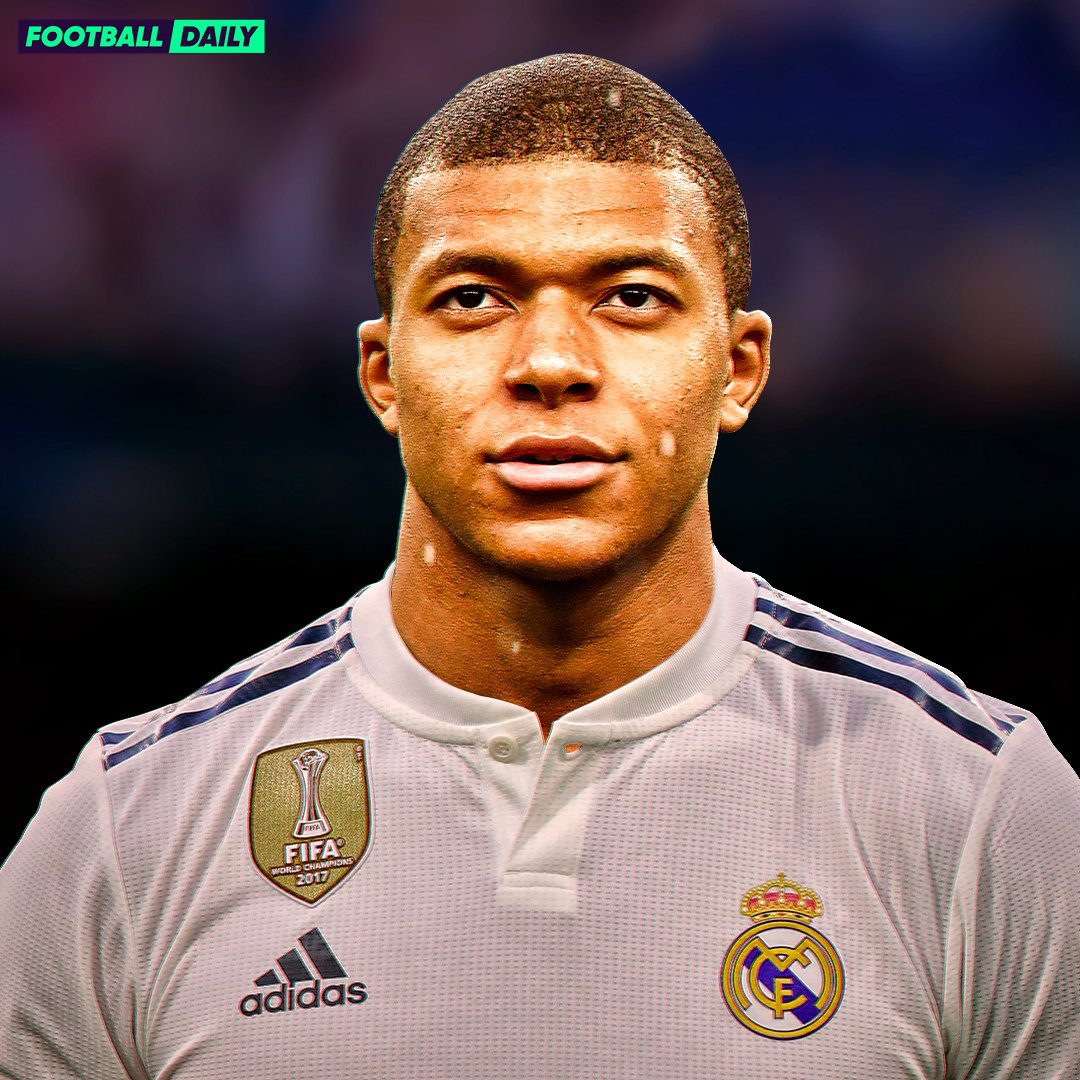 足球曝英超巨星考虑加盟沙特联赛，工资惊人（曝英超巨星考虑赴沙特联，高薪待遇引关注）