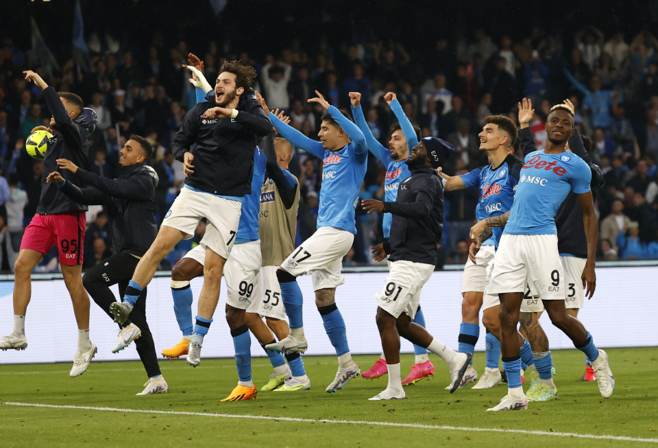 国王一战改写2项尴尬记录！终结8连败+逢掘金7连败（国王一战洗刷两大尴尬纪录：止住8连败并终结对掘金7连败）