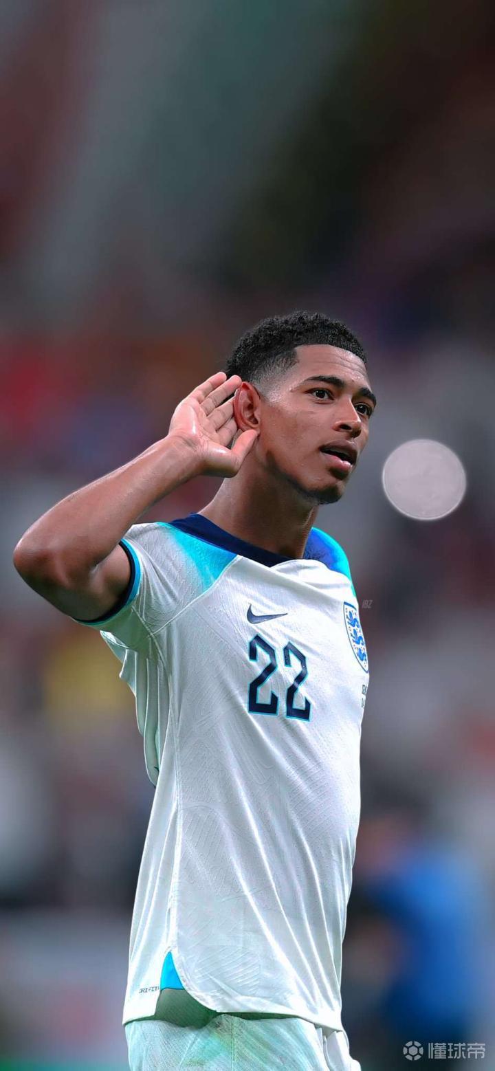 澳超半场：双方均破门乏术，麦克阿瑟FC暂0-0珀斯光荣（澳超半场：麦克阿瑟FC与珀斯光荣互交白卷，比分0-0）