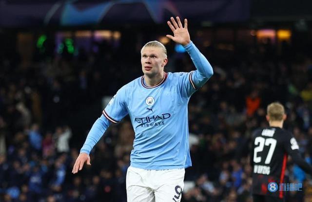 比利亚雷亚尔欧冠六场1平5负排倒数第二，但在西甲暂列第三位（比利亚雷亚尔欧冠6战1平5负仅列倒数第二，西甲积分榜却暂居第三）