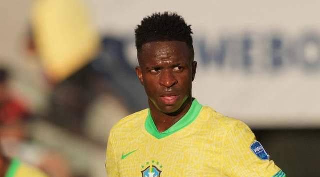 勒布理斯：未能击败利物浦是缺一点运气，接下去对曼城是硬仗（勒布理斯：与利物浦无缘胜利差点运气，下一战曼城将是一场硬仗）