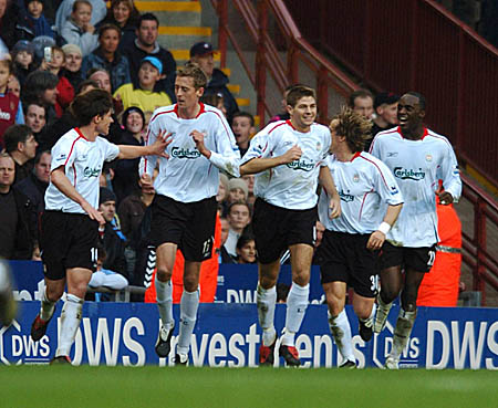 马尔基西奥玩皇马传奇二选一：C罗＞齐达内、大罗（马尔基西奥评皇马传奇：C罗力压齐达内与大罗）