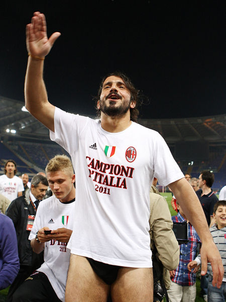 塞尔吉尼奥：莱奥必须面向球门；希望恩昆库能尽快融入（塞尔吉尼奥：莱奥应直面球门，盼恩昆库尽快融入球队）