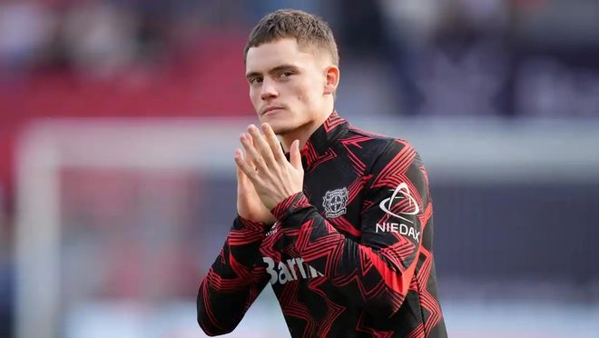 斯基拉：切尔西中场乌戈舒库加盟伯恩利的转会费为2300万镑（斯基拉称：乌戈舒库以2300万镑从切尔西转投伯恩利）