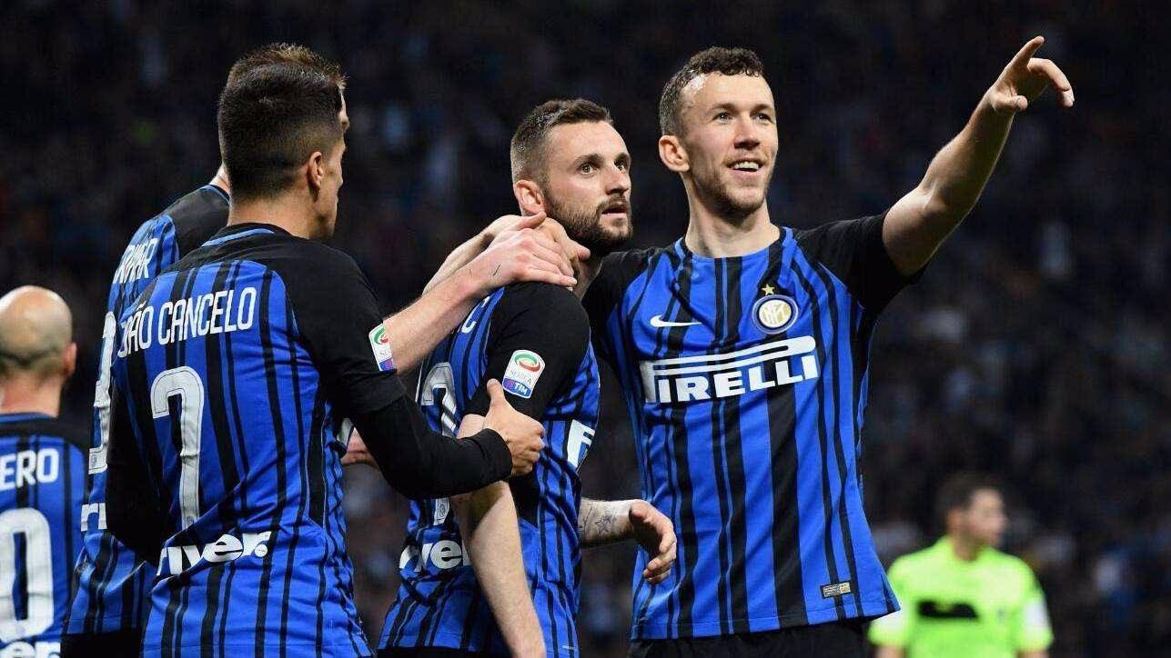 媒体人谈邵佳一：当年克林斯曼带德国前的履历更是一张白纸（媒体人评邵佳一：当初克林斯曼接手德国队前资历几近空白）