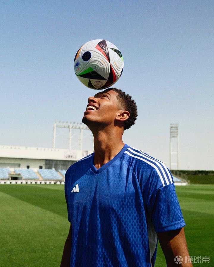 强势爆发！戈贝尔13中11轰24分14板（统治内线！戈贝尔13投11中砍下24分14篮板）